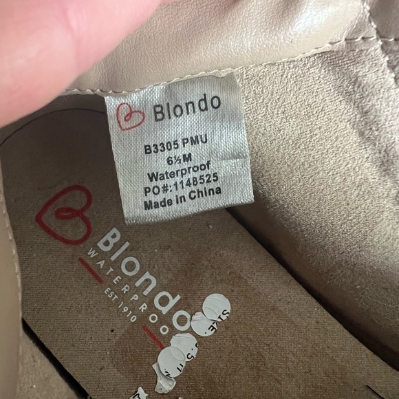 Blondo Women's Waterproof Genesis Sneaker size 6.5 - Picture 5 of 9